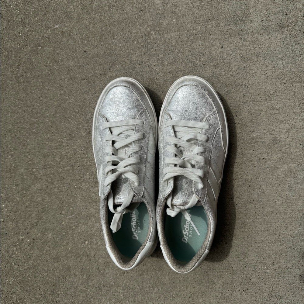 Women’s Dr. Scholl's Madison Lace Metallic Silver Sneaker